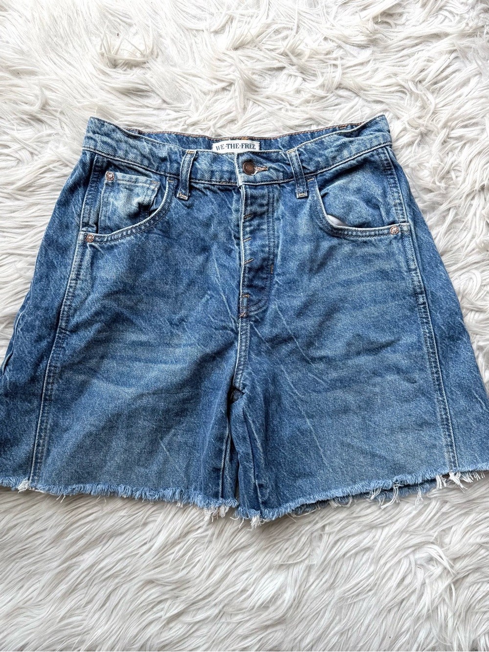 Free People We The Free Good Luck Barrel Jeans Cutoff Denim Shorts 26 Raw Hem
